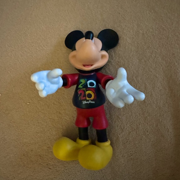 Disney Mickey figure dated 2020 - Picture 2 of 2
